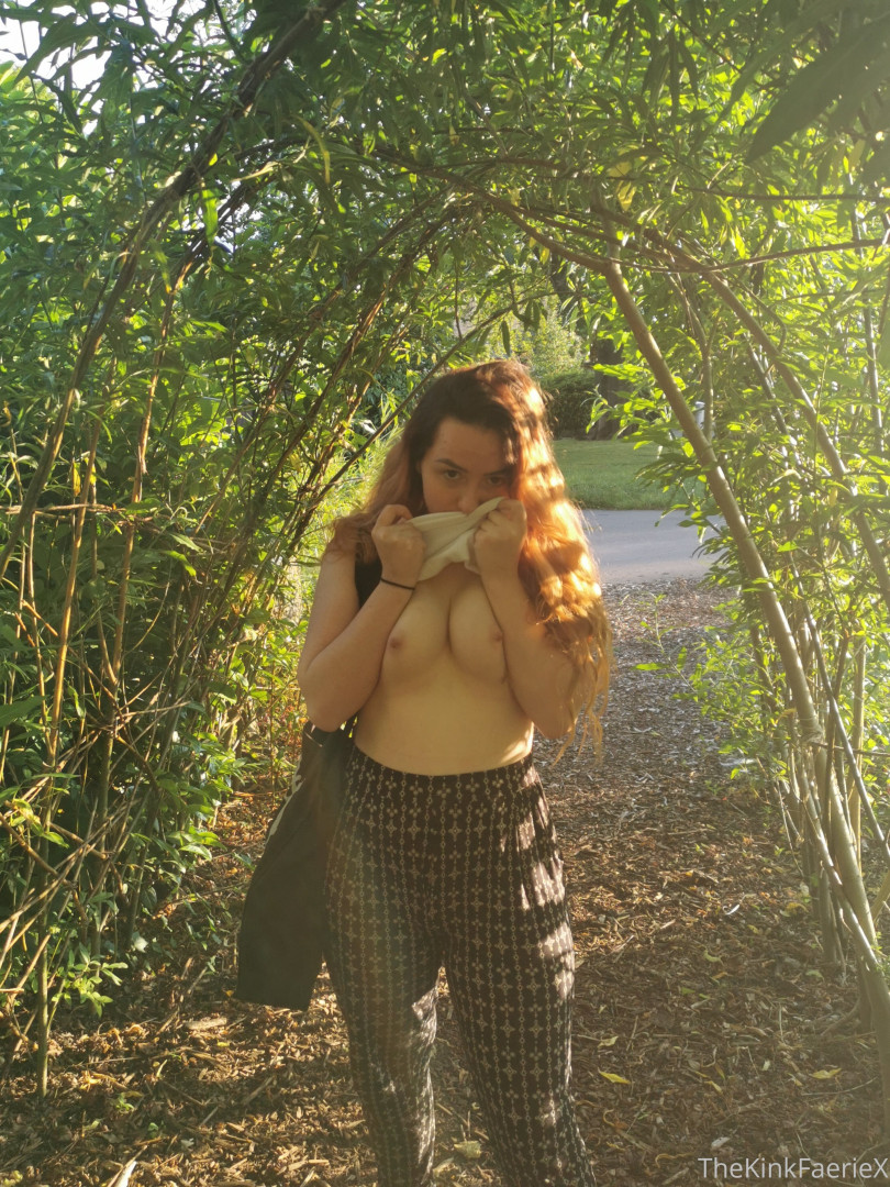 Photo by thekinkfaeriex published on October 15,2023 21:51:45 - BestThots