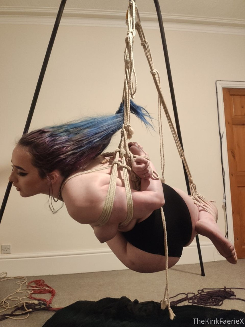 Photo by thekinkfaeriex published on October 15,2023 22:28:32 - BestThots