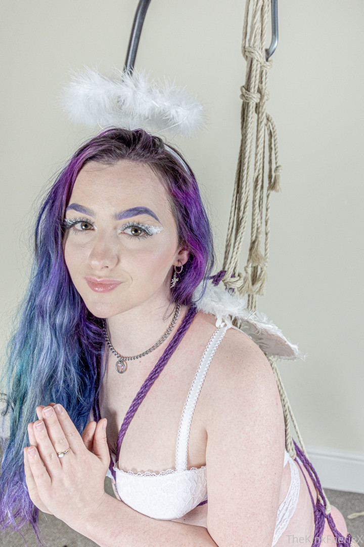 Photo by thekinkfaeriex published on October 15,2023 23:25:40 - BestThots