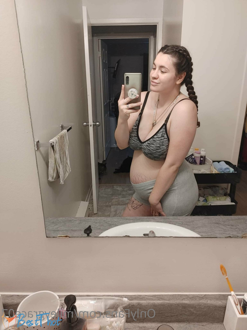 Photo by mileygrace07 published on December 23,2024 11:10:50 - BestThots