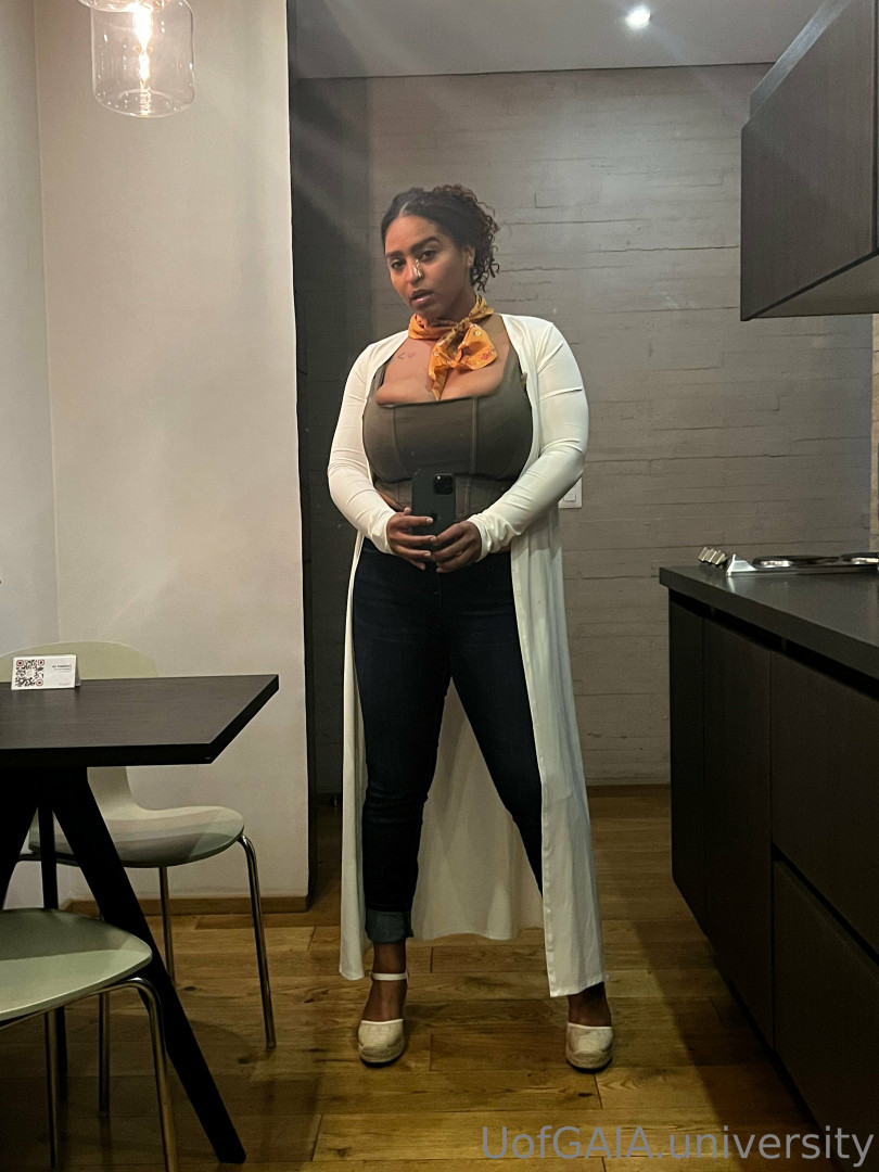 Photo by uofgaia published on October 16,2023 17:46:38 - BestThots