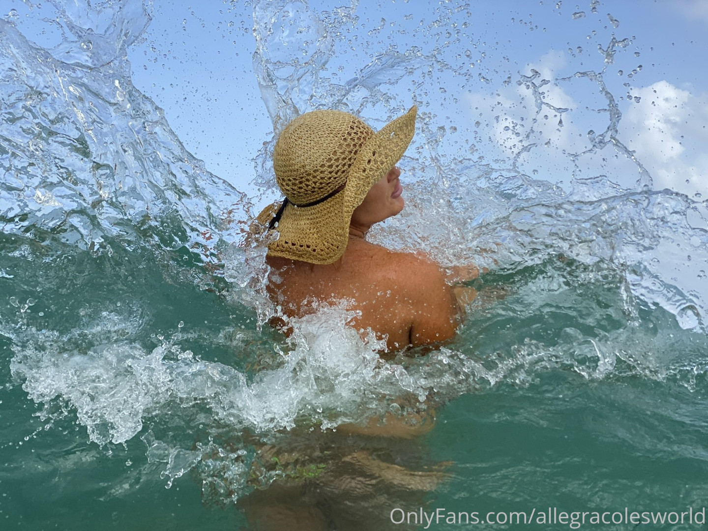 Photo by allegracolesworld published on November 20,2023 20:39:45 - BestThots