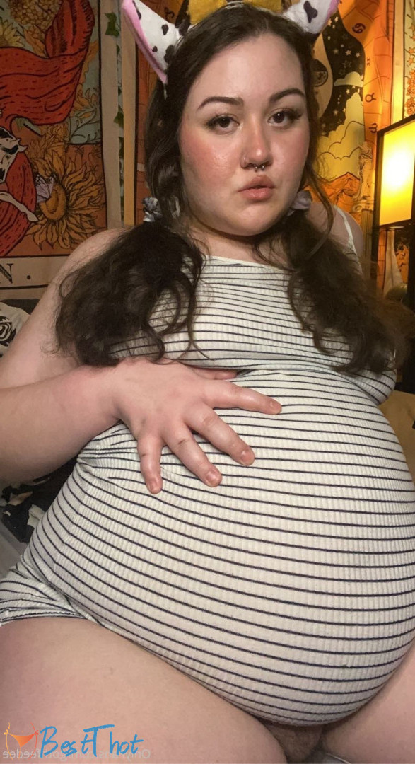 Photo by gothfeedee published on December 27,2024 21:12:49 - BestThots