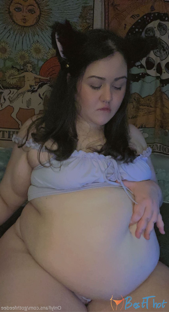 Photo by gothfeedee published on December 27,2024 21:14:43 - BestThots