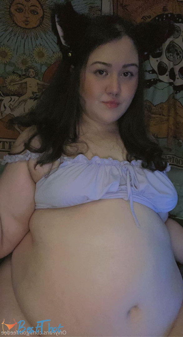 Photo by gothfeedee published on December 27,2024 21:14:56 - BestThots