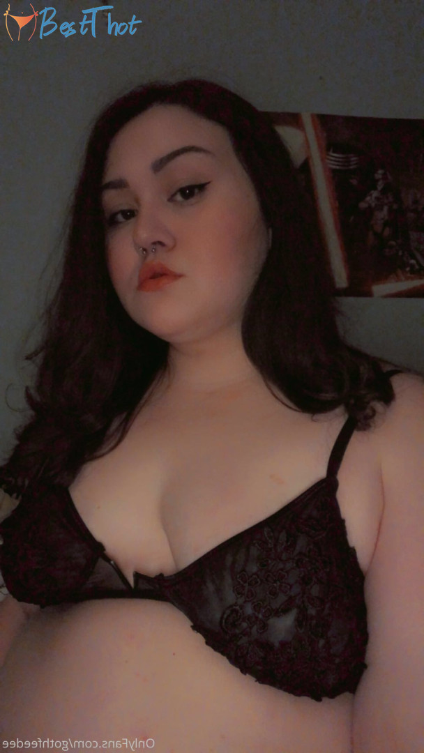 gothfeedee #9563537
