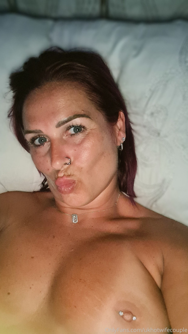 Photo by ukhotwifecouple published on October 15,2023 13:18:09 - BestThots