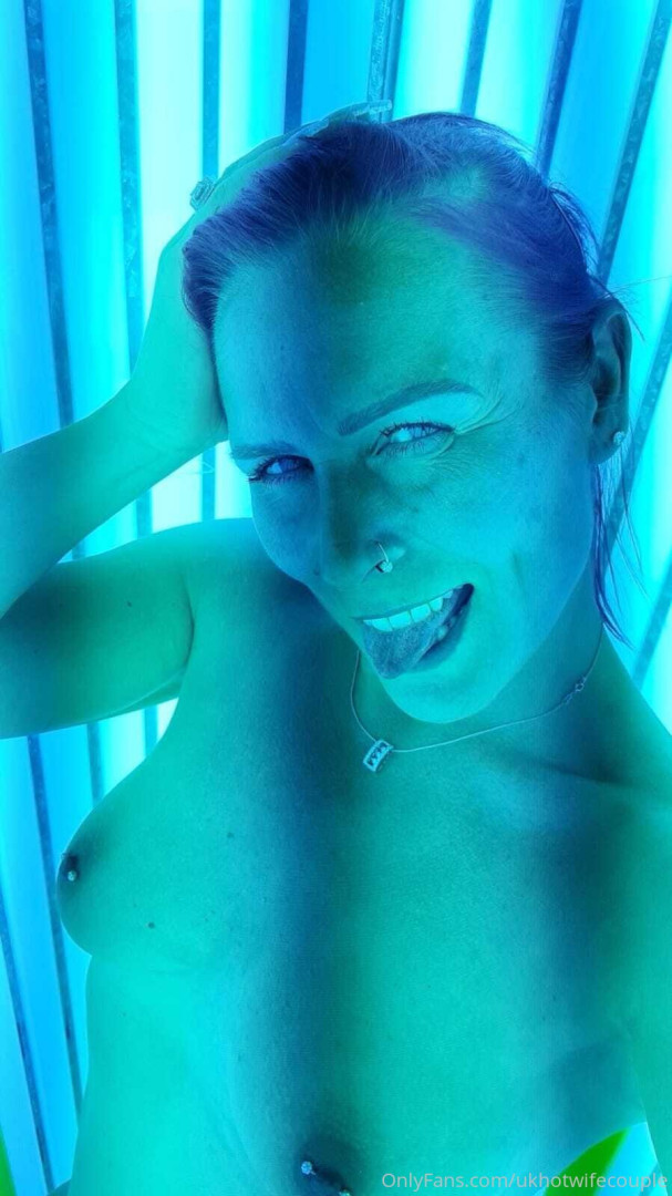 Photo by ukhotwifecouple published on October 15,2023 23:12:47 - BestThots