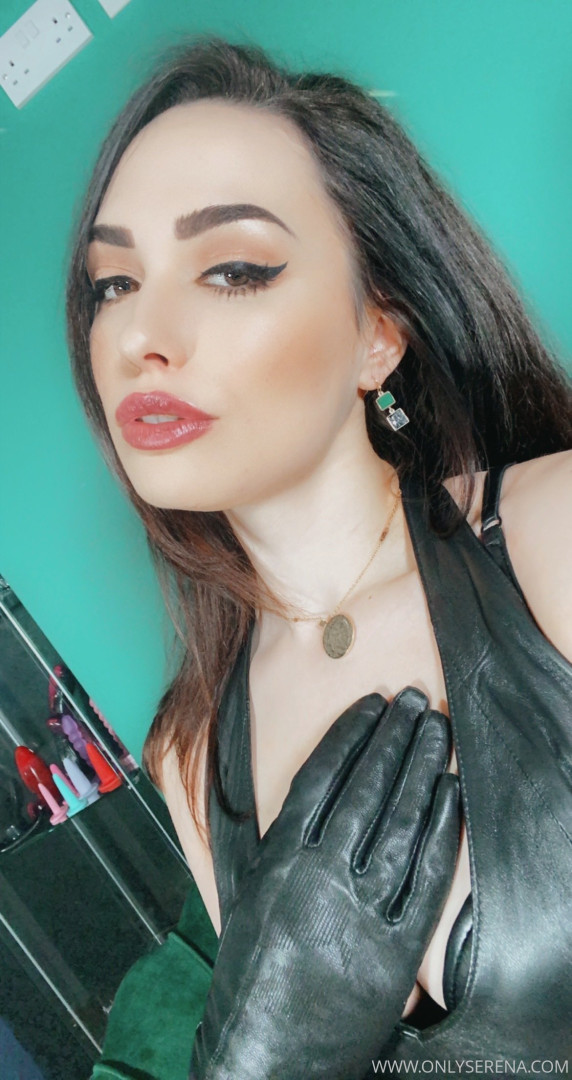Photo by gynarchygoddess published on May 26,2023 07:56:25 - BestThots