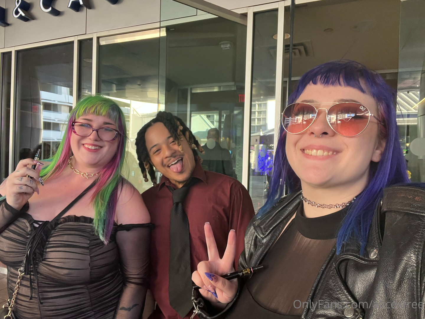 Photo by alicexfree published on November 20,2023 07:35:37 - BestThots