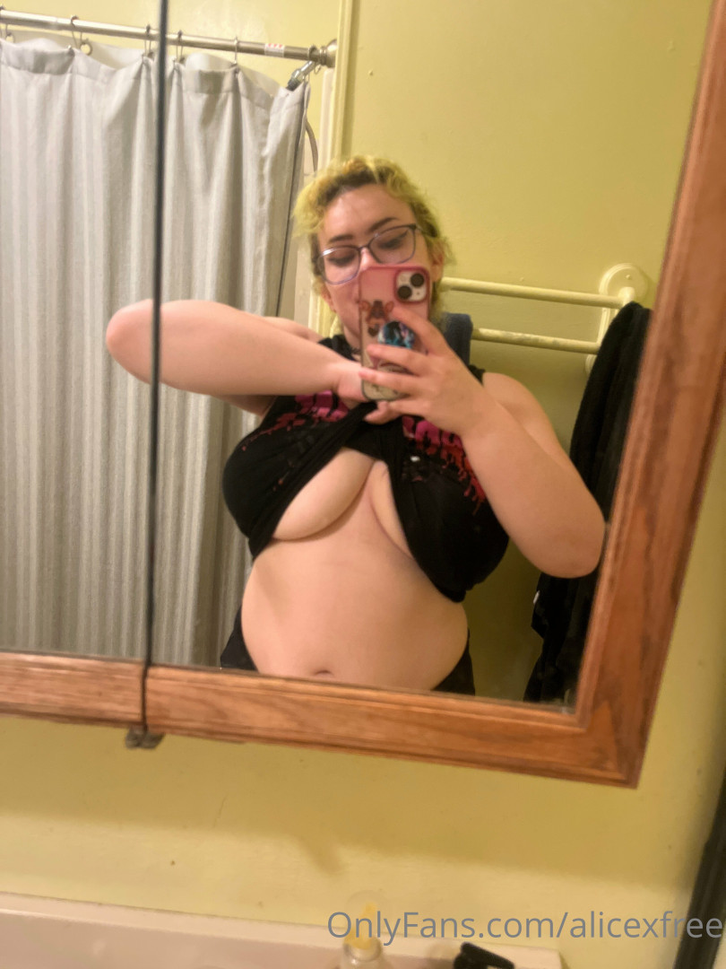 Photo by alicexfree published on November 20,2023 07:36:14 - BestThots