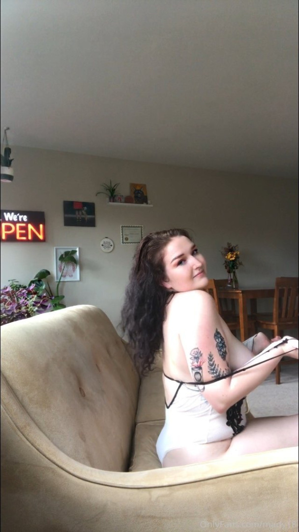 Photo by lily21xxx published on June 7,2023 21:11:08 - BestThots