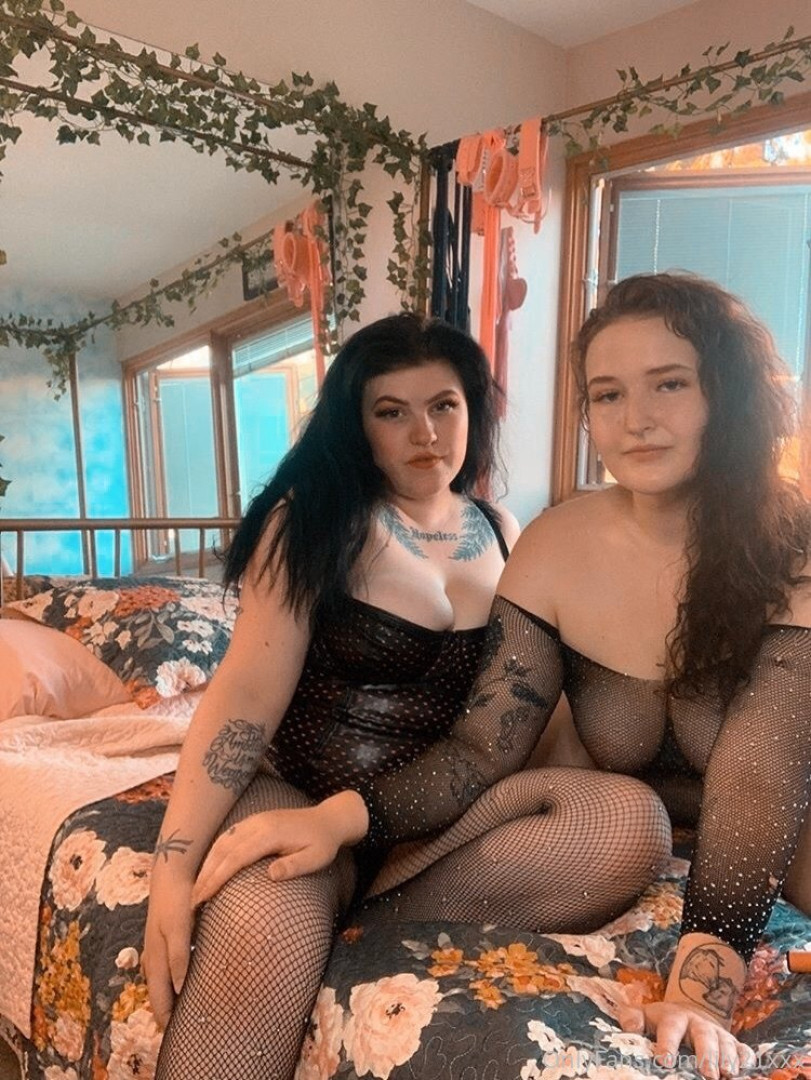 Photo by lily21xxx published on June 7,2023 21:15:21 - BestThots