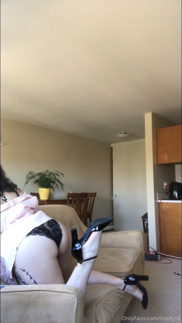 Photo by lily21xxx published on June 7,2023 21:16:21 - BestThots