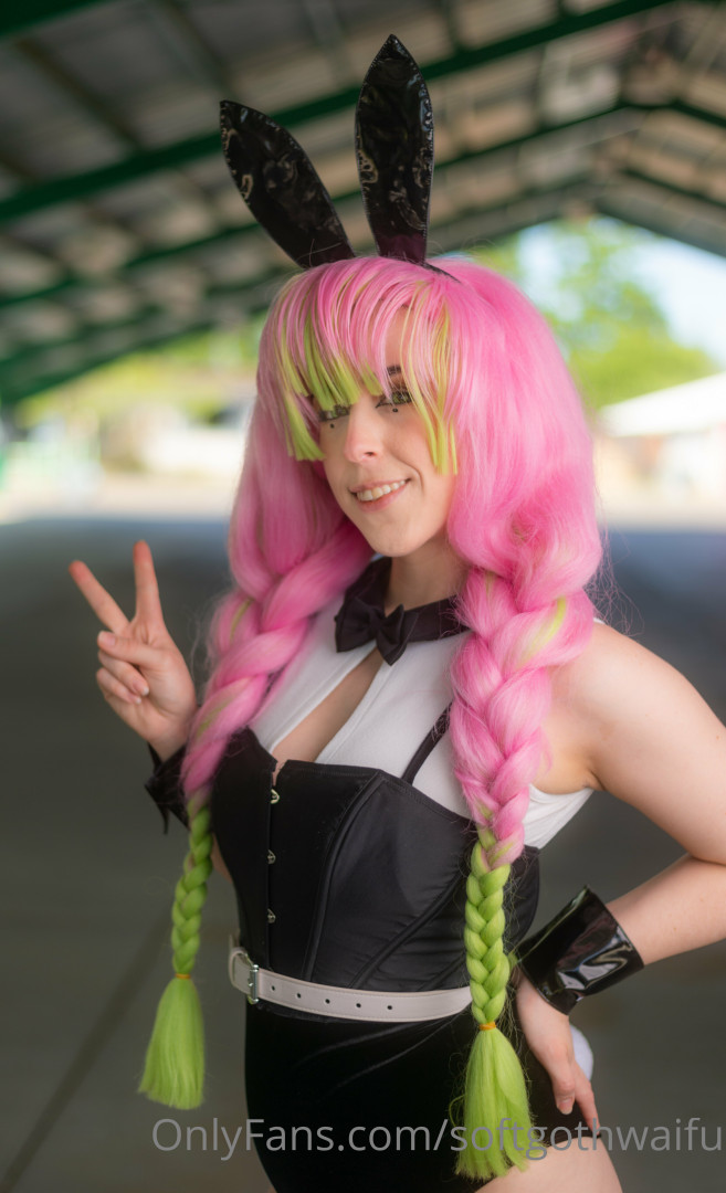 Photo by softgothwaifu published on May 17,2023 20:16:36 - BestThots