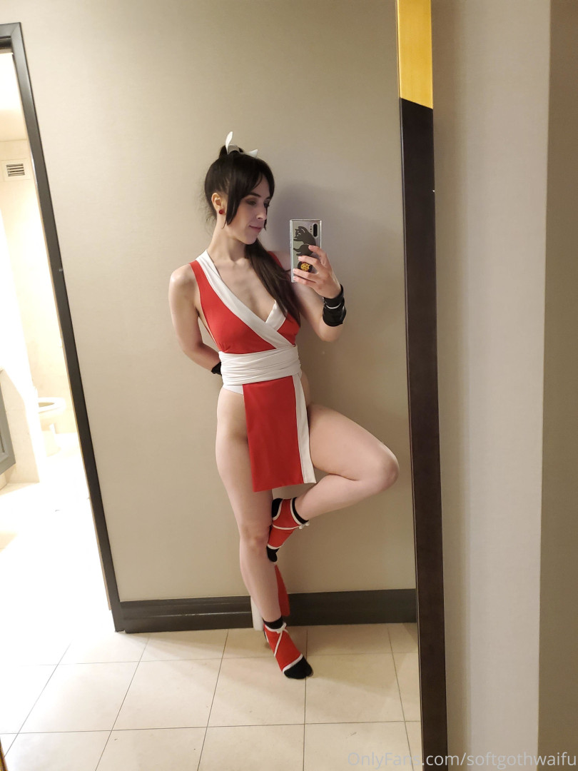 Photo by softgothwaifu published on May 17,2023 20:18:08 - BestThots