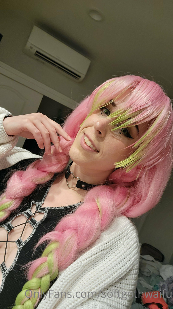 Photo by softgothwaifu published on May 17,2023 20:24:30 - BestThots