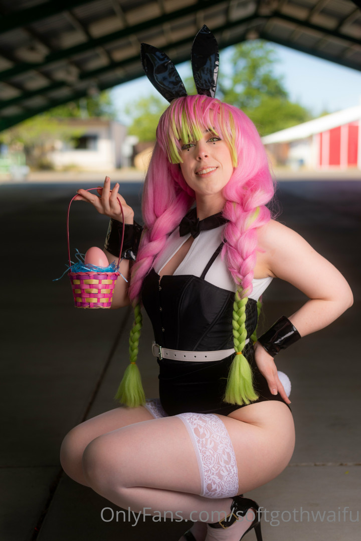 Photo by softgothwaifu published on May 17,2023 20:25:20 - BestThots