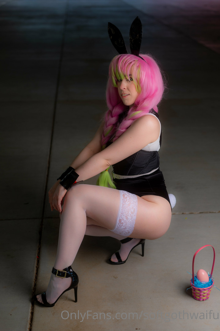 Photo by softgothwaifu published on May 17,2023 20:26:02 - BestThots
