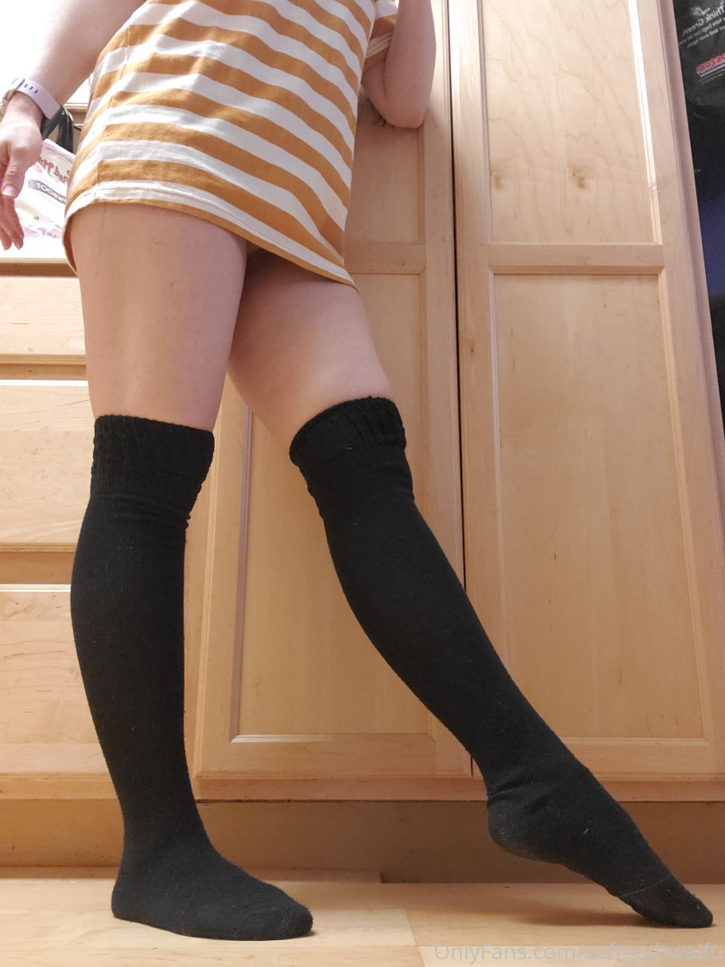Photo by softgothwaifu published on May 17,2023 20:26:06 - BestThots