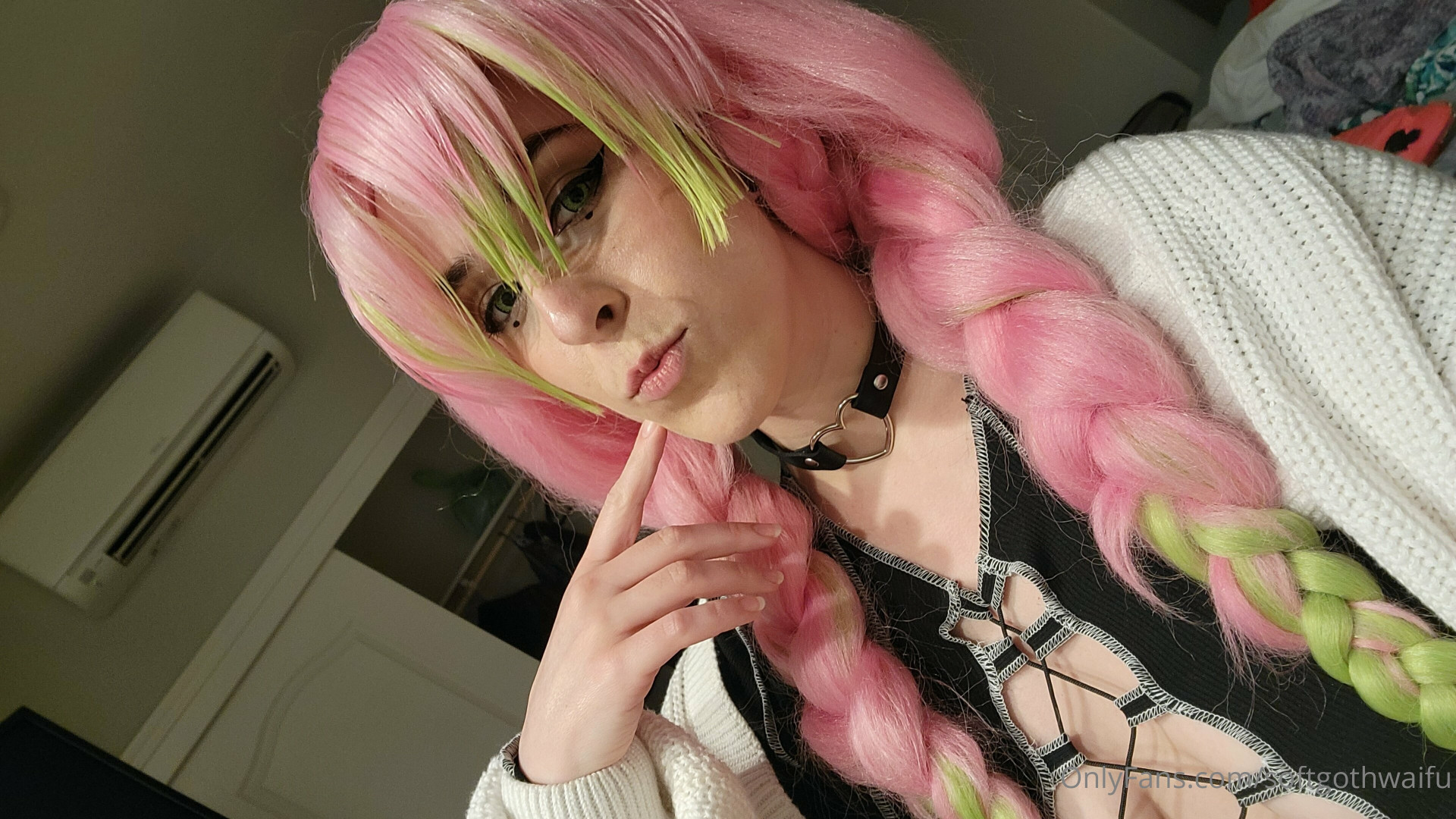 Photo by softgothwaifu published on May 17,2023 20:27:53 - BestThots