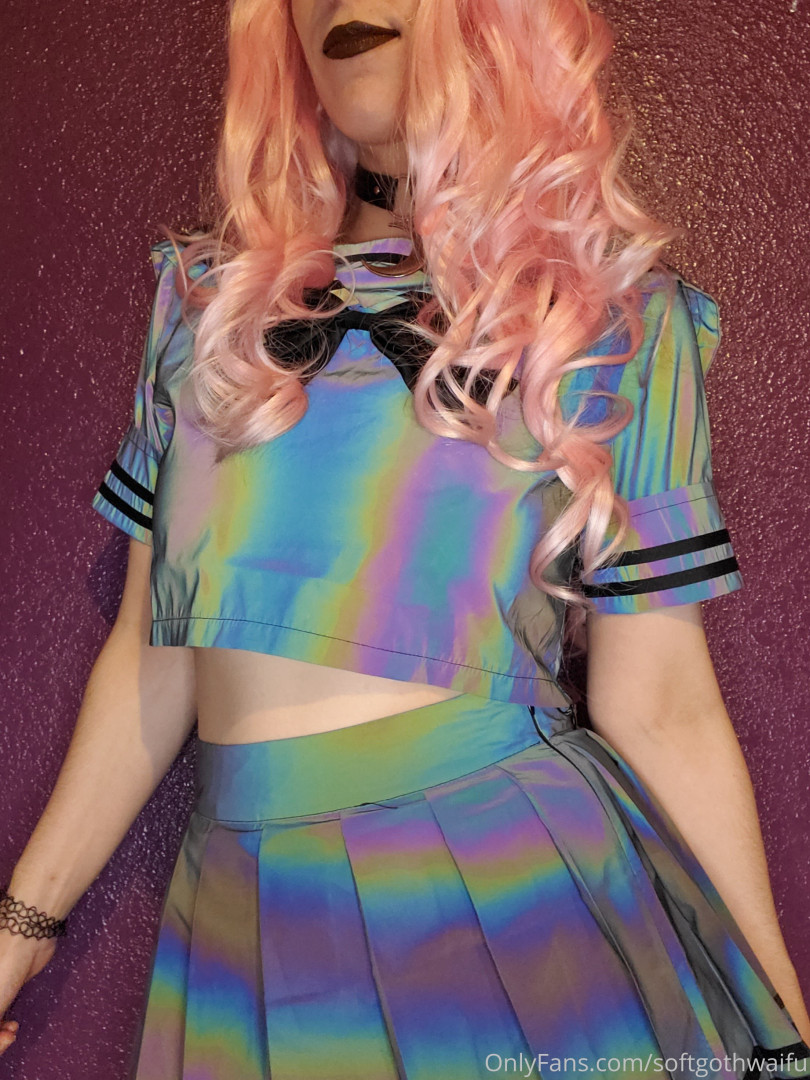 Photo by softgothwaifu published on May 17,2023 20:28:07 - BestThots