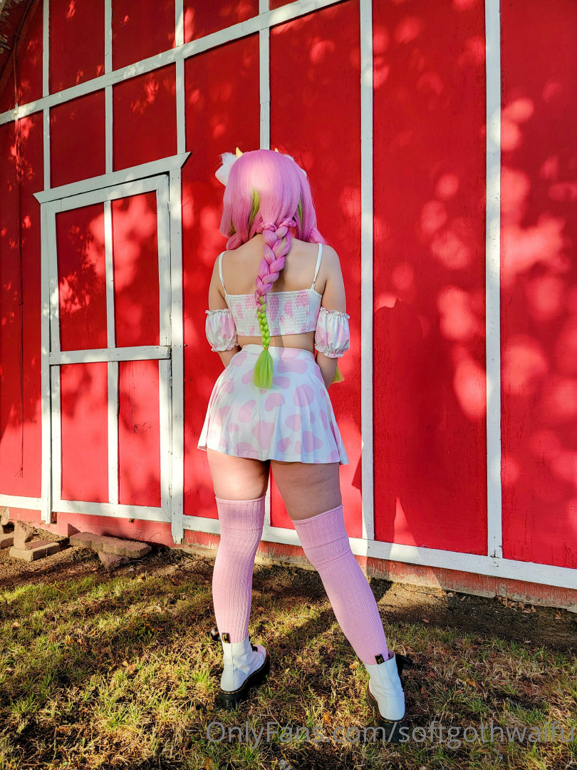 Photo by softgothwaifu published on May 17,2023 20:28:26 - BestThots