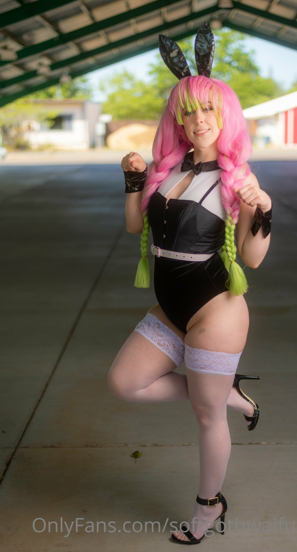 Photo by softgothwaifu published on May 17,2023 20:30:25 - BestThots