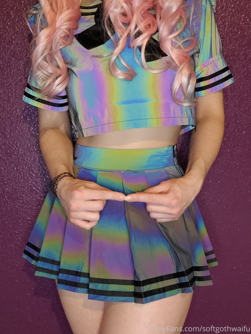 Photo by softgothwaifu published on May 17,2023 20:30:51 - BestThots