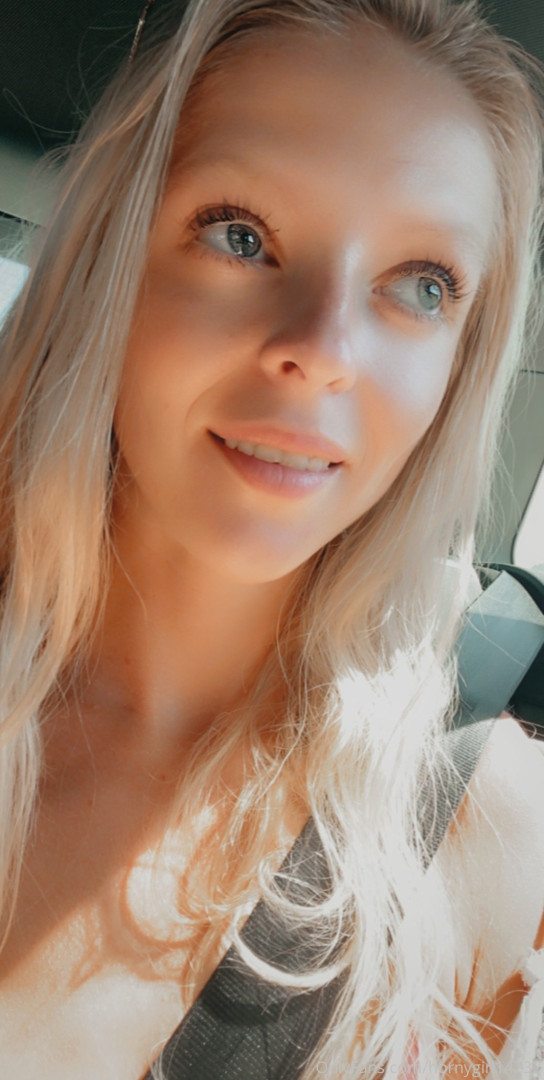 Photo by hornygirl14732 published on October 15,2023 09:29:49 - BestThots