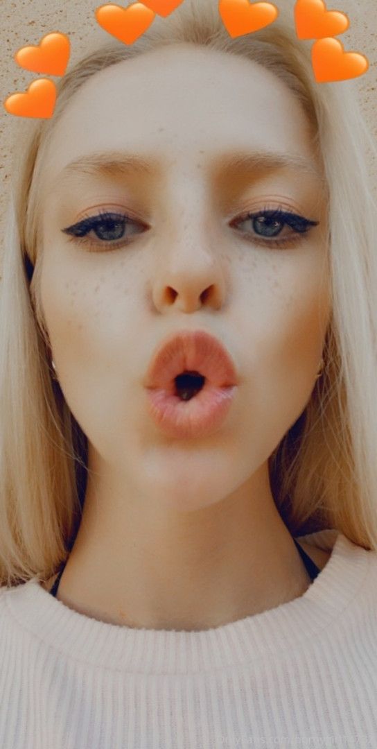 Photo by hornygirl14732 published on October 15,2023 10:36:40 - BestThots