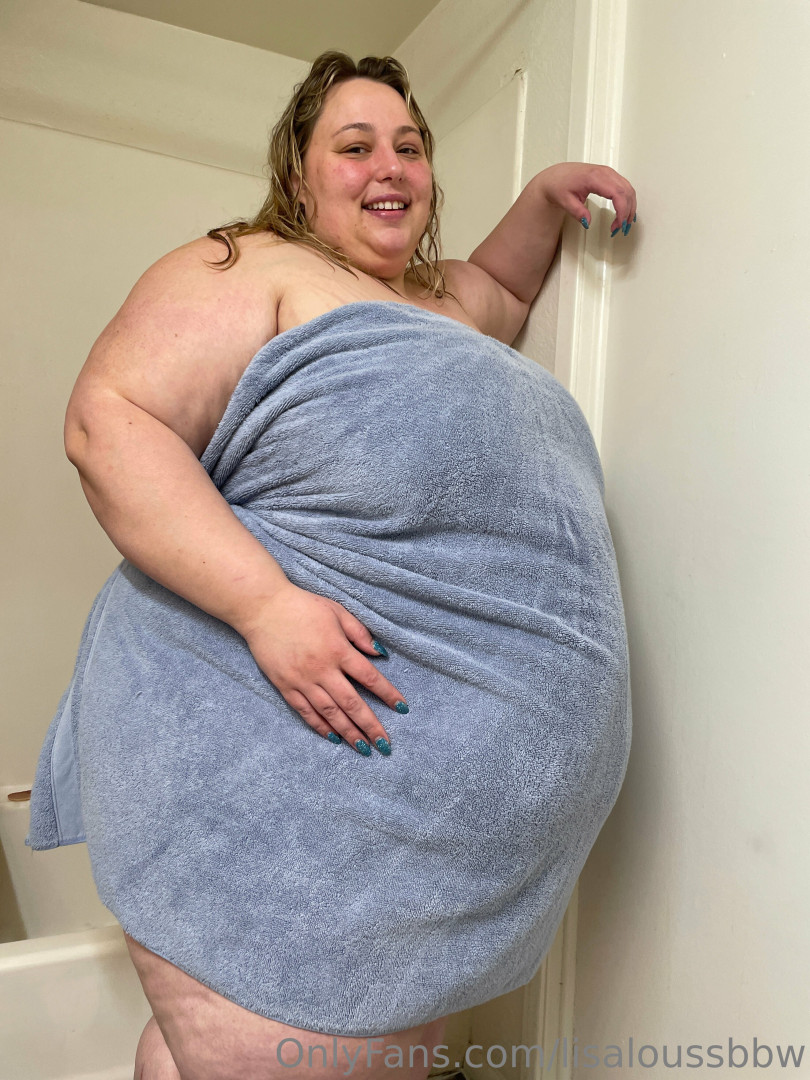 Photo by lisaloussbbw published on July 8,2023 05:44:09 - BestThots