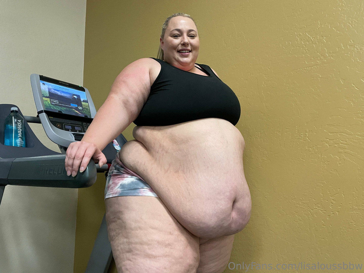 Photo by lisaloussbbw published on July 8,2023 05:58:28 - BestThots