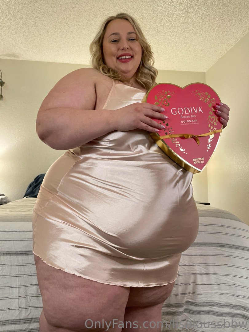 Photo by lisaloussbbw published on July 8,2023 06:02:37 - BestThots