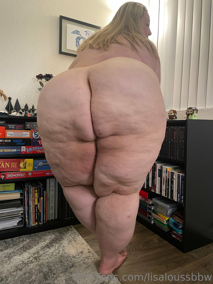 Photo by lisaloussbbw published on July 8,2023 06:11:02 - BestThots