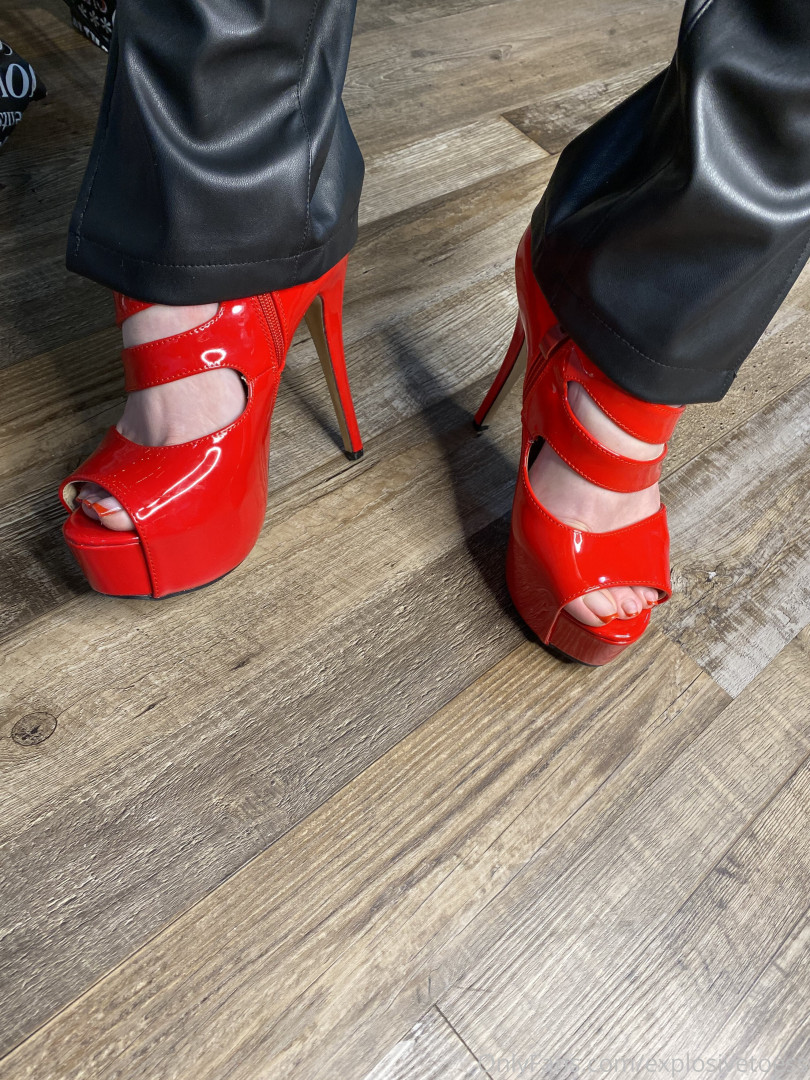 Photo by explosivetoess published on January 14,2024 16:09:02 - BestThots