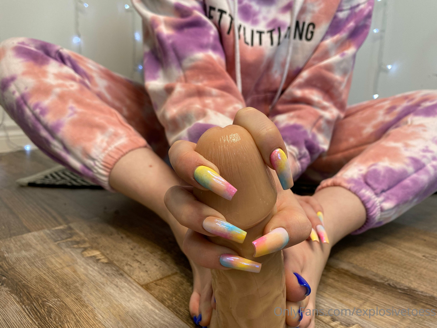 Photo by explosivetoess published on January 14,2024 16:09:30 - BestThots