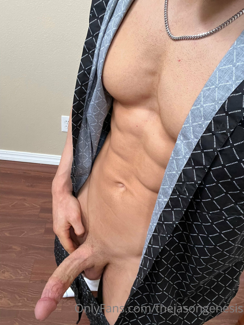 Photo by thejasongenesis published on May 17,2023 01:32:38 - BestThots