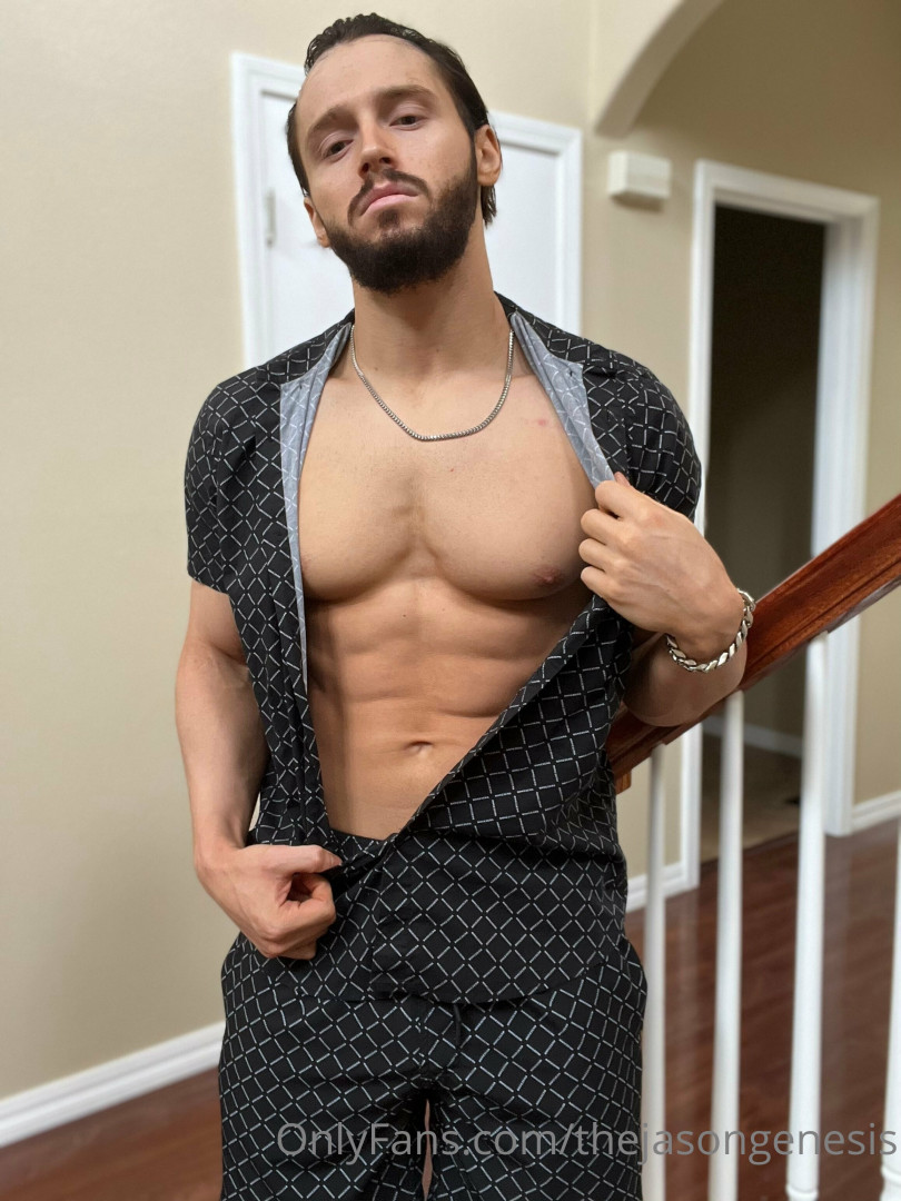 Photo by thejasongenesis published on May 17,2023 01:47:16 - BestThots