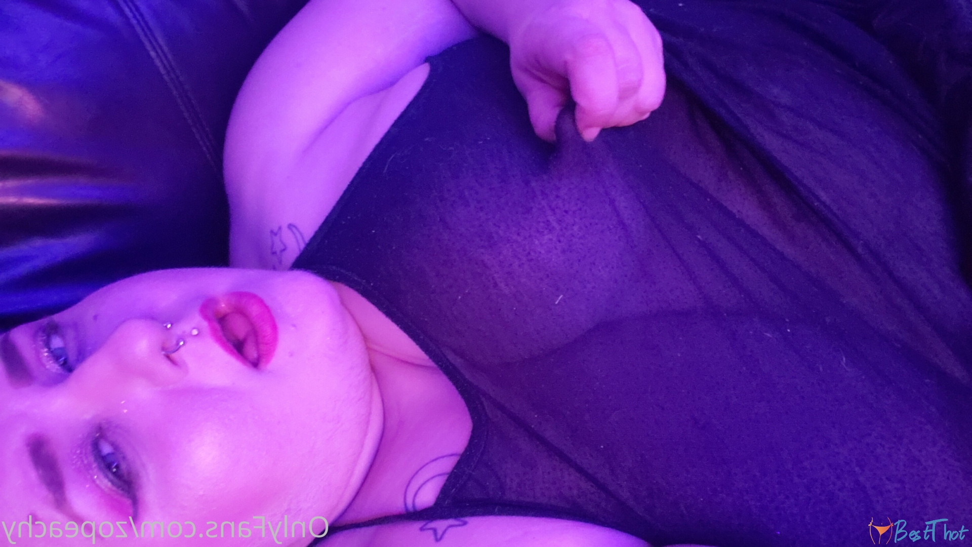 Photo by urpeachfetish published on December 23,2024 16:11:16 - BestThots