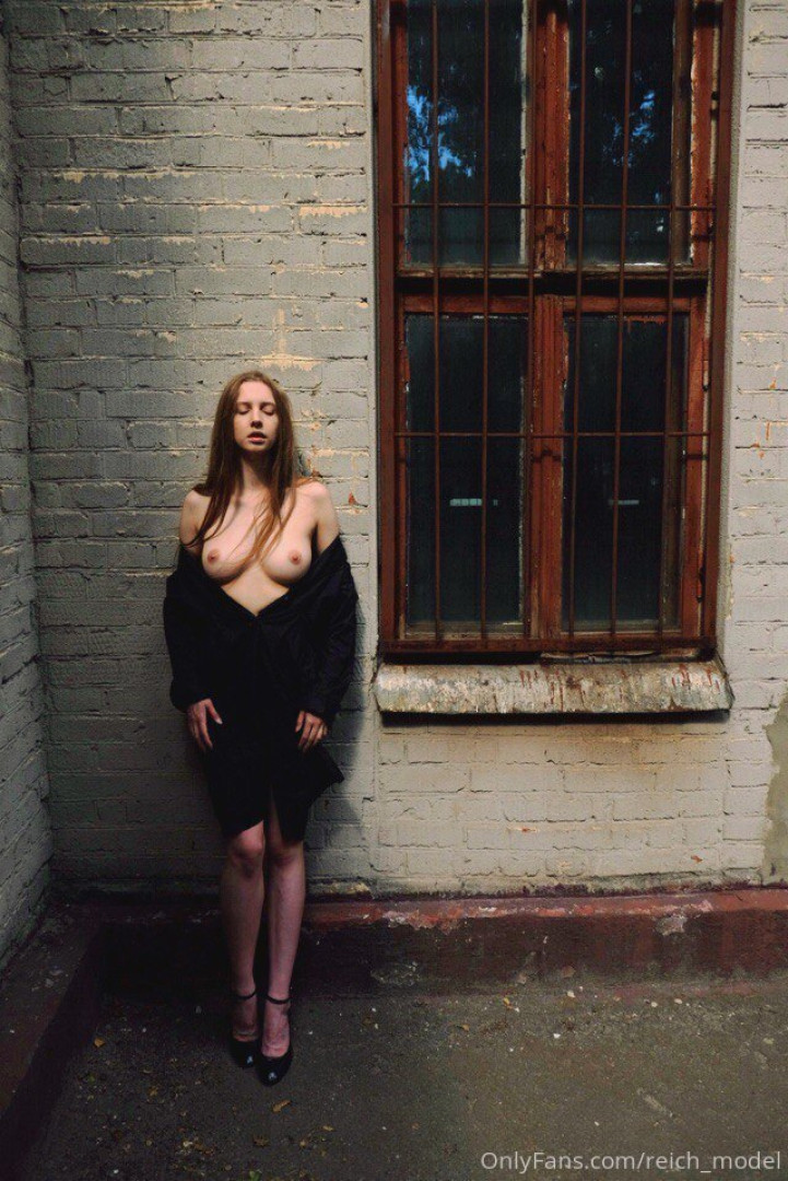 Photo by katalinora published on October 16,2023 20:09:58 - BestThots