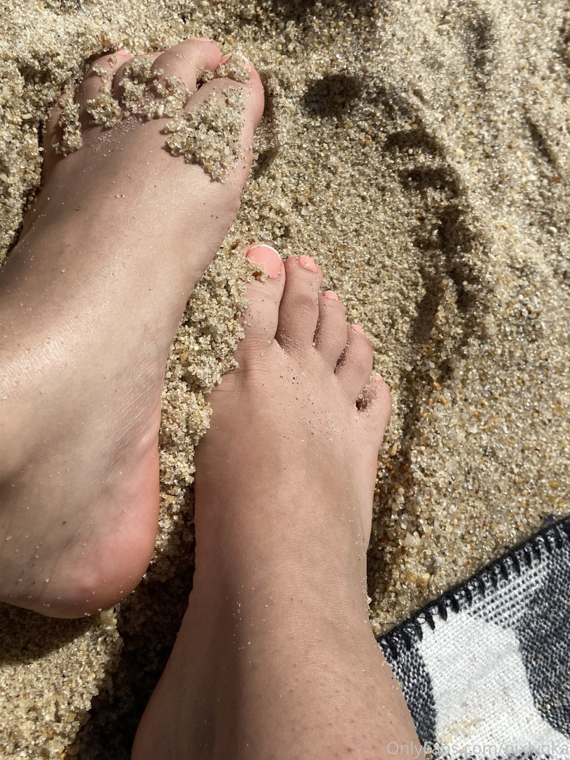 Photo by nixlynka published on October 17,2023 08:21:04 - BestThots