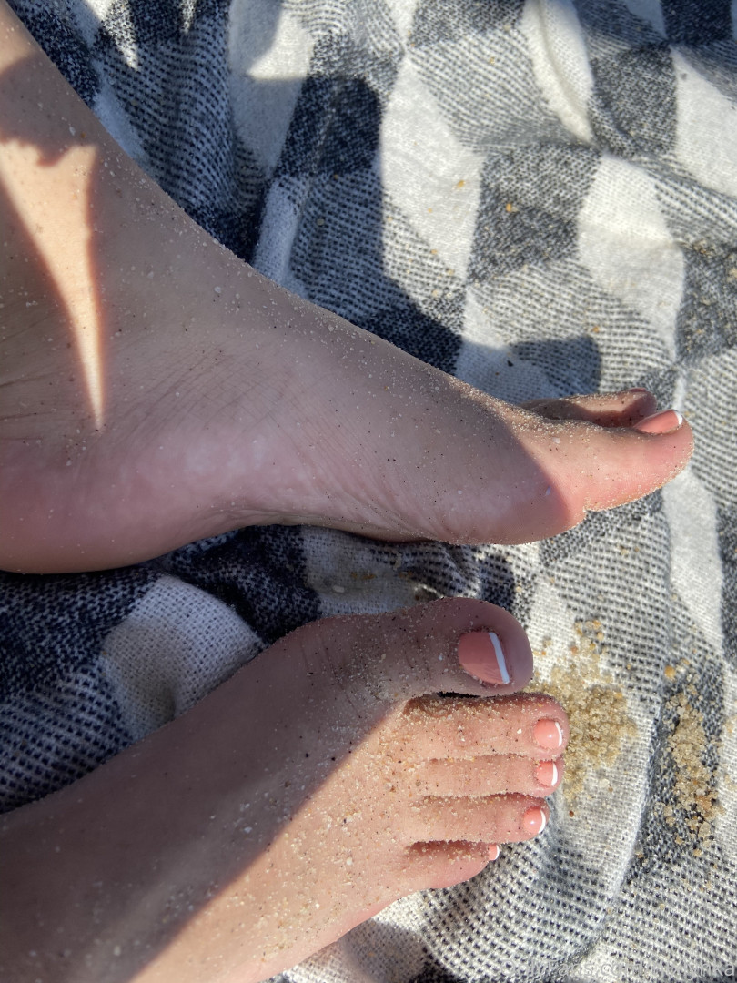 Photo by nixlynka published on October 17,2023 08:22:25 - BestThots