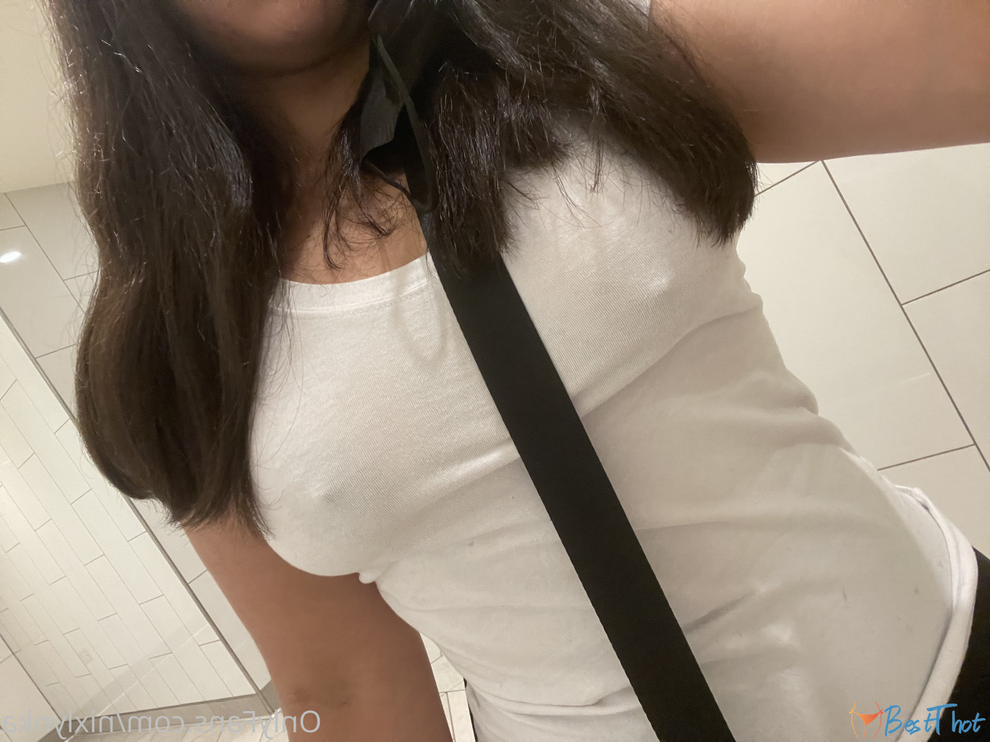 nixlynka #9405285