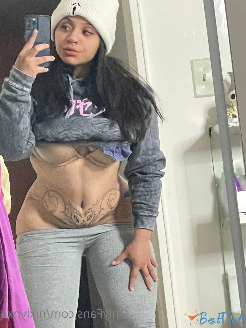 nixlynka #9405912