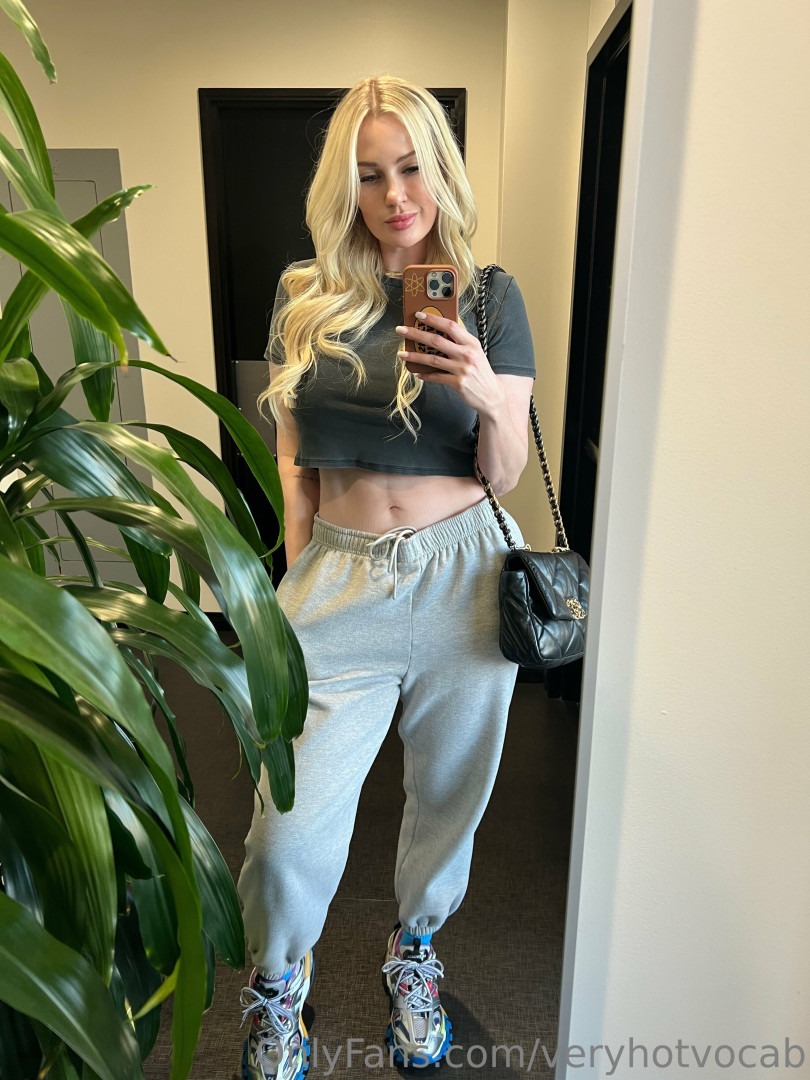 Photo by veryhotvocab published on July 1,2023 07:45:13 - BestThots
