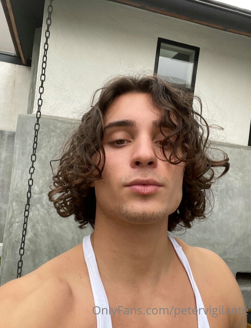Photo by petervigilante published on May 19,2023 12:40:47 - BestThots