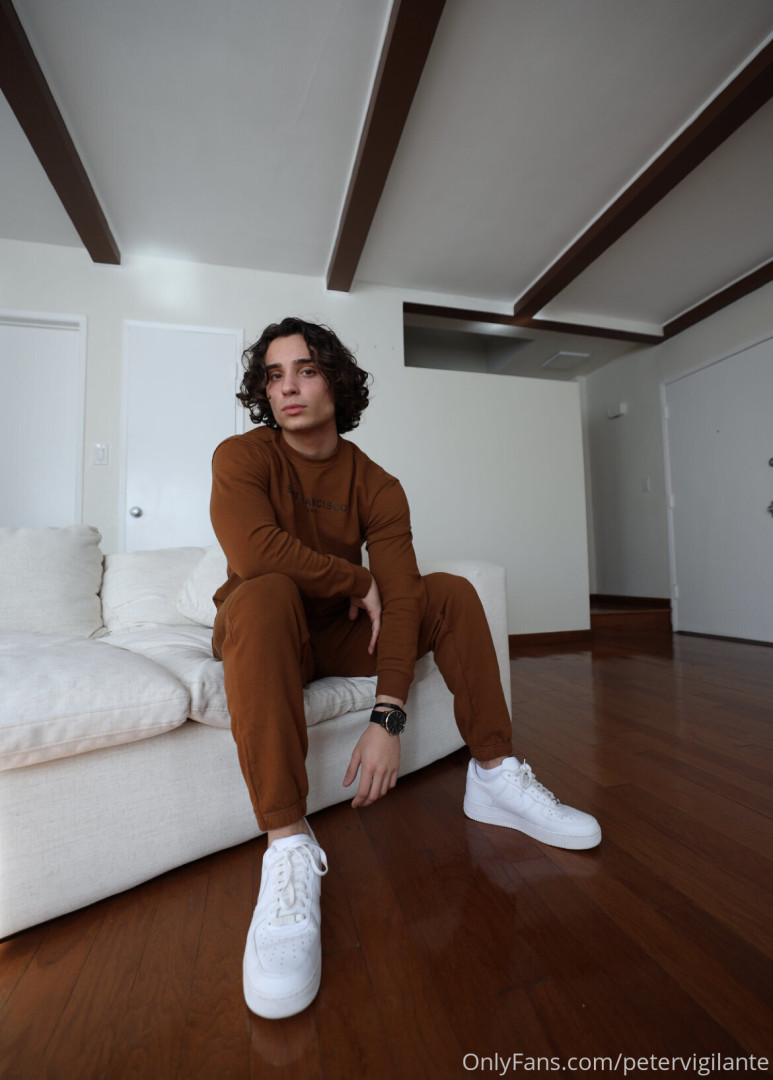 Photo by petervigilante published on May 19,2023 12:42:19 - BestThots