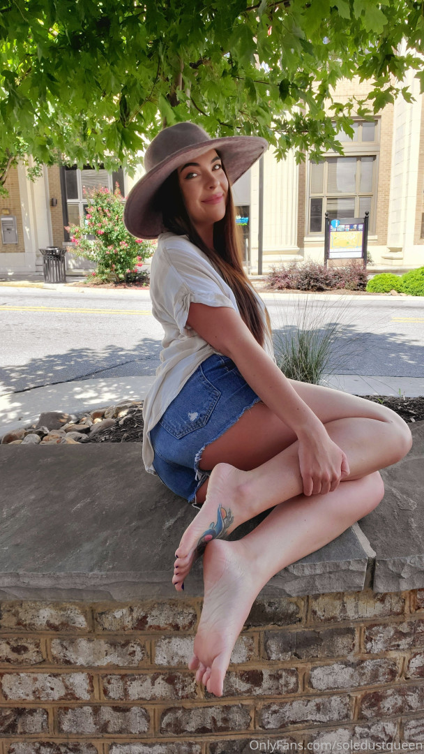 Photo by soledustqueen published on August 14,2023 17:50:29 - BestThots