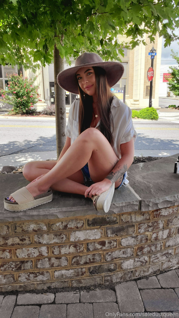 Photo by soledustqueen published on August 14,2023 17:55:28 - BestThots